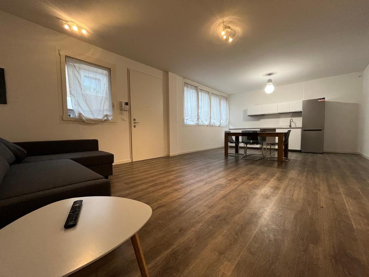 Modern Apartment - Centro 帕多瓦 外观 照片